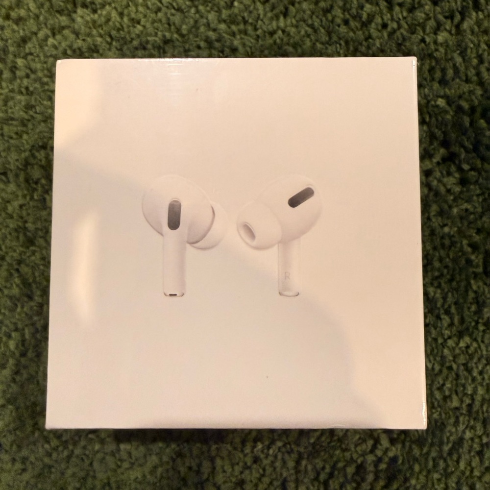Apple AirPods generation 1 pro